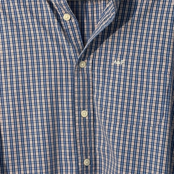 Abercrombie and Fitch men’s button down - Picture 4 of 9